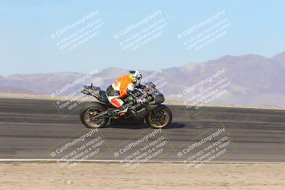 media/Dec-15-2023-Apex Assassins (Fri) [[91f19fb1c7]]/Racer 2/Session 2 (Bowl Exit)/